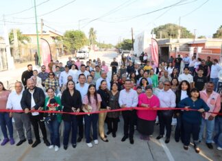 Ayuntamiento de Navolato entrega pavimentación y alumbrado LED en la Colonia Ejidal