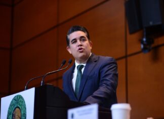 “Claridad en las contrataciones públicas” solcita el Diputado Federal Ricardo Madrid.
