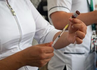 Culiacán refuerza vacunación contra sarampión por brote nacional