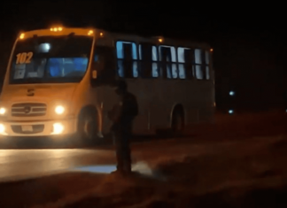 Misterio en San Luis Potosí: Autobús vacío con motor encendido