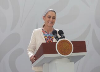 Sheinbaum Reafirma Apoyo Federal a Sinaloa durante mañanera en Mazatlán
