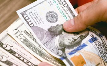 Dólar termina en $17.24: semana estable para el peso mexicano