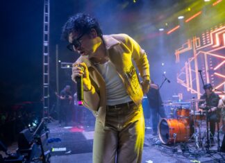 Culiacán enciende la noche con Mau y Ricky en vivo en la Flash Night Run