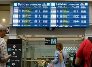 Si tu vuelo se retrasa o cancela, así exige tus derechos en México