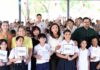 Gloria Himelda Félix de SEPyC entrega expedientes: 67 mil niños con problemas visuales reciben lentes gratis en Sinaloa