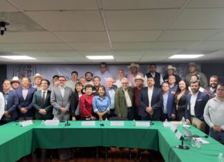 Acuerdo sellado: 6,000 pesos al maíz con subsidio estatal-federal para 25 mil productores