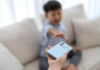 La generación del cristal líquido: Clínicas en México luchan por “desconectar” a niños del celular