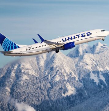United Airlines sube tarifas hasta 20% por alza en combustible