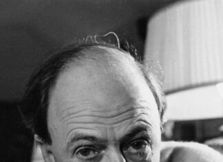 Roald Dahl regresa al centro del debate por antisemitismo tras el estreno de “Gigante”
