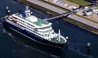 El crucero del hantavirus llega a Róterdam tras brote mortal en alta mar