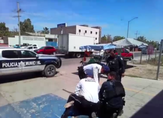 ¿Orden o abuso? Video de agentes municipales sometiendo a un limpiavidrios en Guasave desata ola de indignación