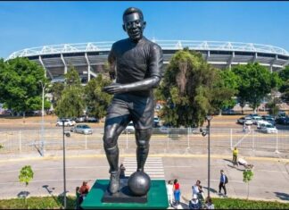 Guadalajara inmortaliza a Pelé con estatua frente al Estadio Jalisco rumbo al Mundial 2026