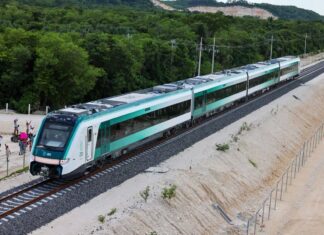 Permiso por 15 años: El Tren Maya moverá su propio diésel por carretera tras aval energético