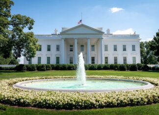 Un “escudo” militar en la Casa Blanca: Trump camufla su polémico salón de baile como búnker secreto