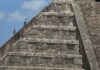 Burla en Chichén Itzá: turistas extranjeros escalan el templo de Kukulkán y desatan la furia de los visitantes antes de ser detenidos