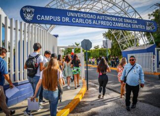 Miles de aspirantes abarrotan la UAS desde la madrugada para asegurar su lugar universitario