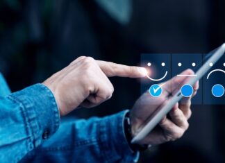 Rápidas para cobrar pero pésimas en WhatsApp: Tiendas en México reprueban en atención digital