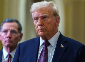 Examen médico clave: Trump va al hospital bajo la sombra del envejecimiento y amenazas de muerte