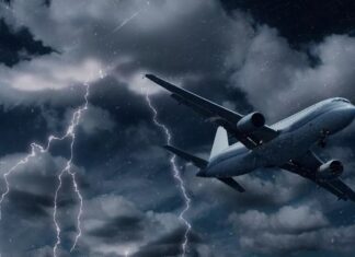 Tormentas eléctricas paralizan itinerarios: FAA bajo alerta por retrasos masivos en aeropuertos