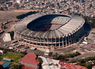 Azteca llega bajo presión al Mundial: aficionados denuncian fallas a 30 días del arranque