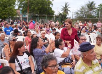 Tere Guerra lleva Diálogos Ciudadanos a Mazatlán y destaca agenda social del Congreso