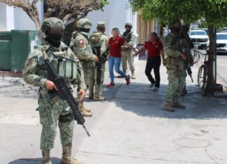 Escuinapa bajo blindaje militar permanente: Gobernadora frena datos de efectivos pero promete rescate económico y escolar tras ola de violencia