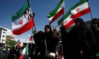Revés para Trump: Cámara de Representantes aprueba resolución para frenar una guerra contra Irán