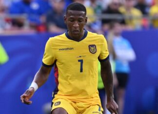 Protesta formal ante la FIFA: Ecuador denuncia boicot de la afición mexicana en su hotel de concentración