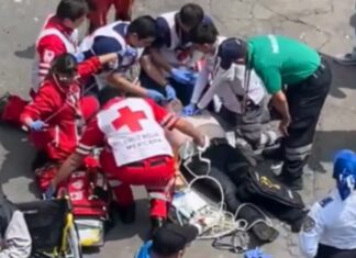 Aficionado extranjero sufre un infarto afuera del Estadio Ciudad de México