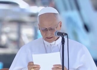 El papa León XIV honra a migrantes en Canarias y llama a no olvidar a las víctimas del mar
