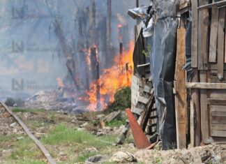 Incendio arrasa varias viviendas en invasión de Casa Redonda en Mazatlán