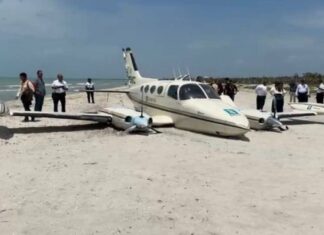 ¡Había culichis a bordo! Avioneta de Culiacán aterriza de emergencia en playa de Campeche