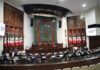 Adiós al celular libre en las aulas de Sinaloa: Congreso aprueba regular su uso en escuelas