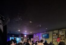 ARTISTAS LOCALES DE BCS ASISTEN AL UNDERGROUND BAR A TALLER DE FORMACIÓN PARA PASAR DEL ENSAYO AL ESCENARIO