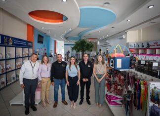 Veterinaria Mascota Palacio recibe distintivo NAFIN y crédito por 1.2 millones en Culiacán