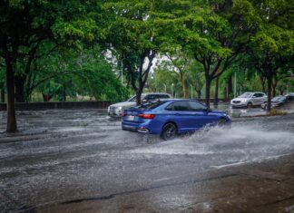 Tormentas de hasta 50 mm y calor extremo de 40°C amenazan simultáneamente a Sinaloa