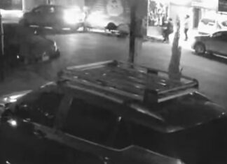 Choca, golpea a un peatón y escapa: dueños de un puesto en Los Mochis buscan a conductor prófugo