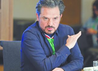 Falsos empleos en redes sociales: IMSS tumba red de simulación laboral que cobraba cuotas piramidales