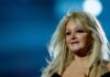 Apagón para una voz legendaria: Muere Bonnie Tyler en Portugal tras una cirugía de emergencia