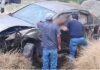 Salva la vida de milagro: Conductor a exceso de velocidad destroza su auto tras salirse de la carretera Los Mochis-El Fuerte