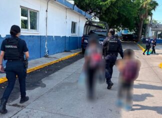 Un policía que habla tojolabal rescata a dos niños de 9 y 10 años que trabajaban en un crucero de Culiacán