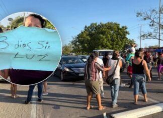 “Sin aire y con humedad”: protestan en la Carretera México 15 por 3 días sin luz en Mazatlán