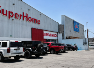 Reapertura comercial: Reabren tienda china en La Paz después de varios días asegurada por la FGR
