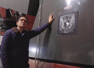 Mexicano José Eduardo Méndez gana premio internacional por estudiar el origen del universo