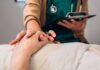 Francia aprueba la muerte asistida para pacientes con enfermedades incurables
