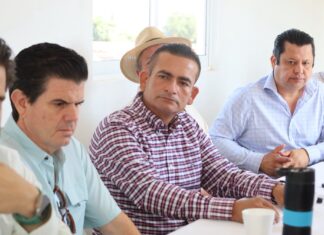 Jorge Bojórquez abre diálogo con acuicultores de Navolato para atender retos del sector