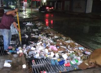 Tras las lluvias, Culiacán retira 1.5 toneladas de basura de rejillas y bocatormentas