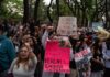 Trabajadores recuperan Canal Once tras dos meses de toma; estudiantes denuncian desalojo violento