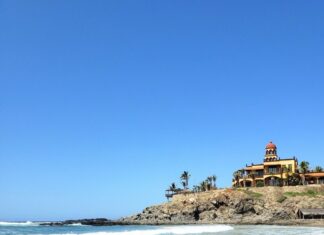 Conflicto en la costa: Aprueban proyecto de restaurantes y club de playa en Los Cerritos; comunidad protesta y exige revocación