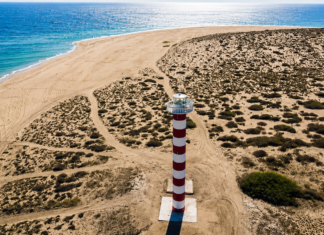 Historia y memoria marítima: El Faro de Punta Arena en La Paz revive su legado en el Día Mundial de los Faros